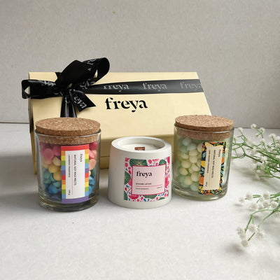 Trio Gift Set | 2 Wax Melts, 1 Mini Jar Candle