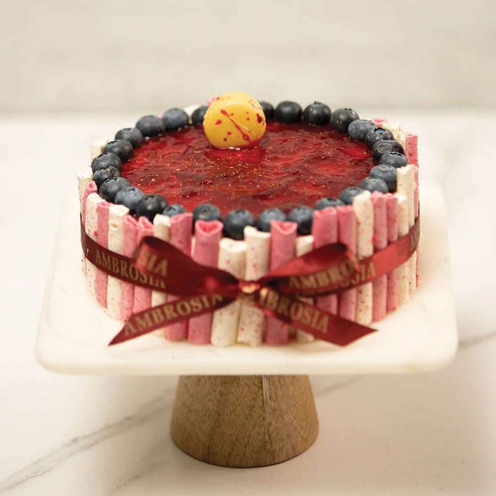 Lemon & Berry Cake